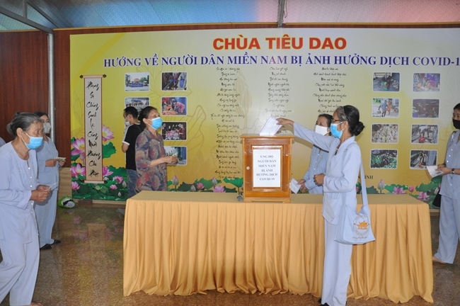 Towards the people in the South affected by Covid 19 of Tieu Dao Pagoda